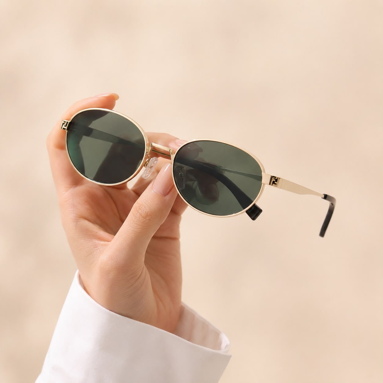 Fendi FE40180U